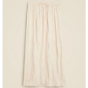 JCREW- NWT FARA MIDI SKIRT. Size L

Adjustable waist, half slip, side slits.
